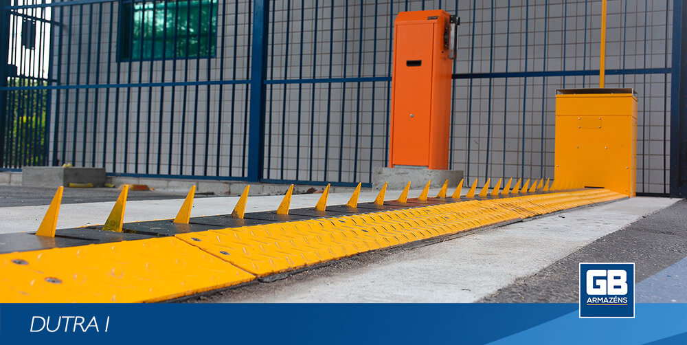 GBArmazéns Imagem dilacerador DUTRA I
